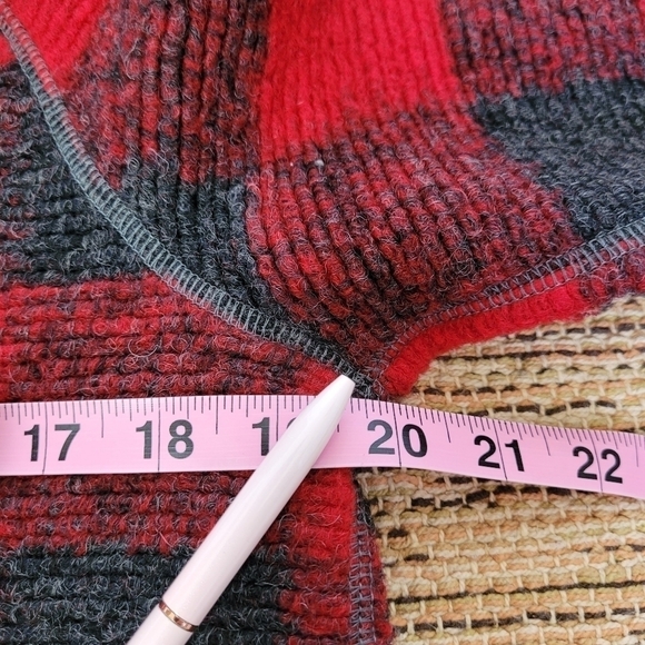 Woolrich Wool Plaid Zipper Jacket with Hood. - Picture 2 of 11